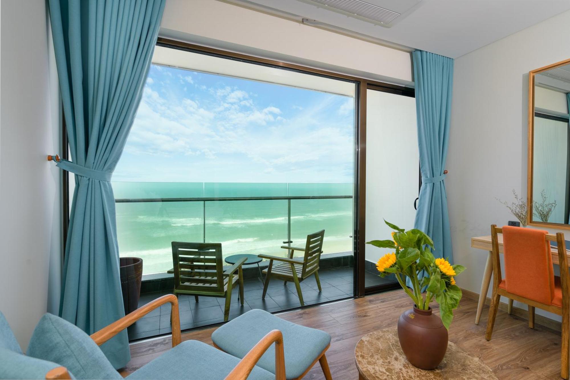 Sala Grand Tuyhoa Hotel Tuy Hoa Bilik gambar